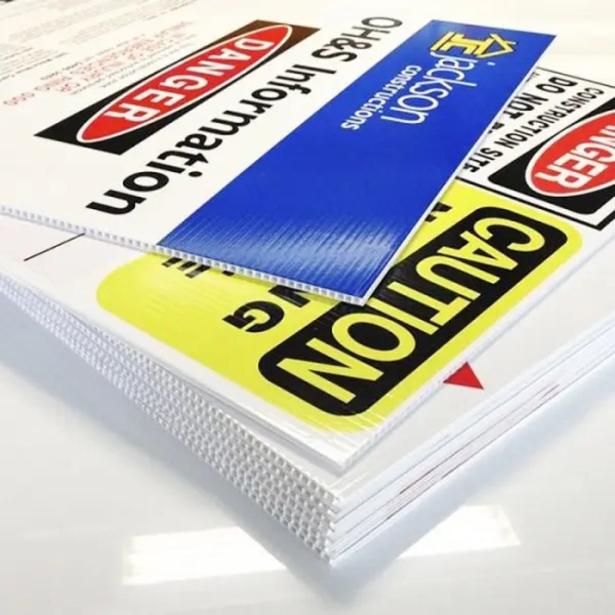 Singhal PP Corrugated Sheets 5MM Thick Durable, Versatile Ideal for Packaging, Art & Craft, Decoration, DIY Work, Scrapbooking, Size 9 X 15 inch White