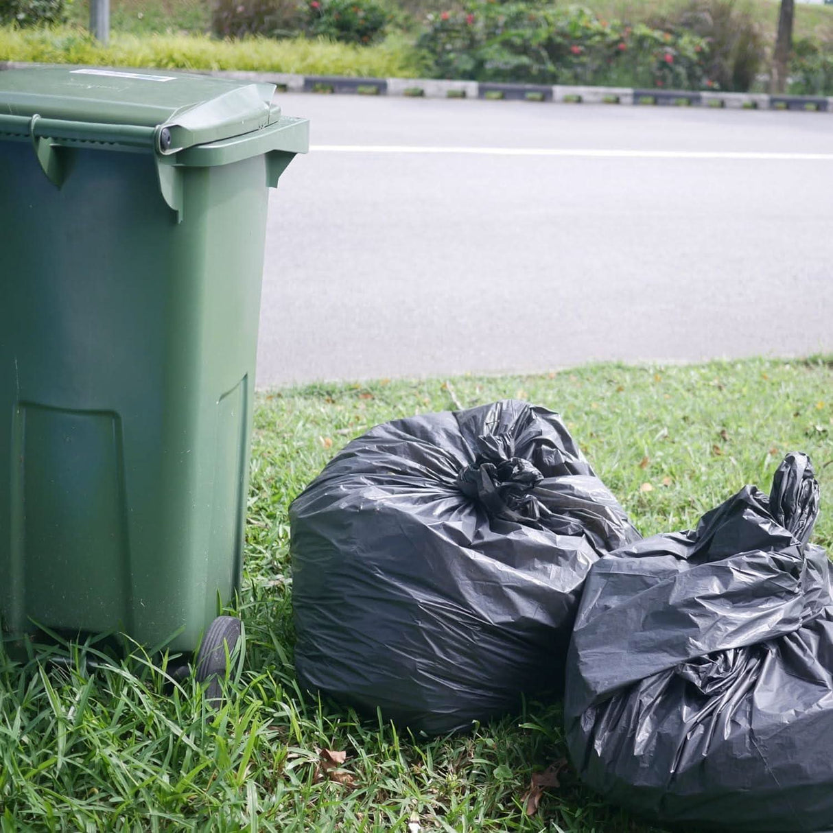 Black Garbage Bags, Plastic Dustbin Trash Bags - Singhal Mart