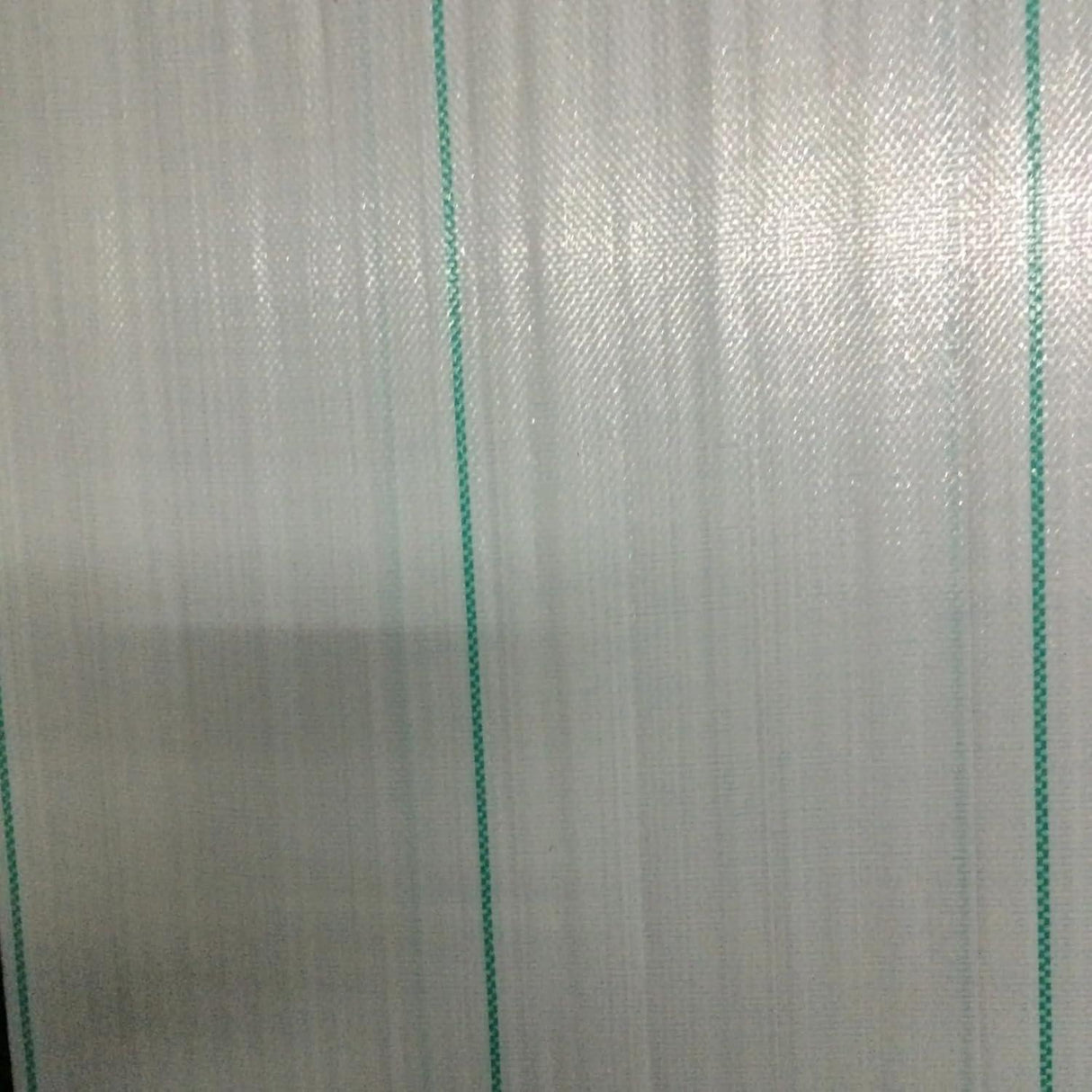 Eco-Friendly Singhal Garden Weed Control Mat, 4 x 5 Meters, 125 GSM Heavy Duty Landscape Fabric in Black - Singhal Mart