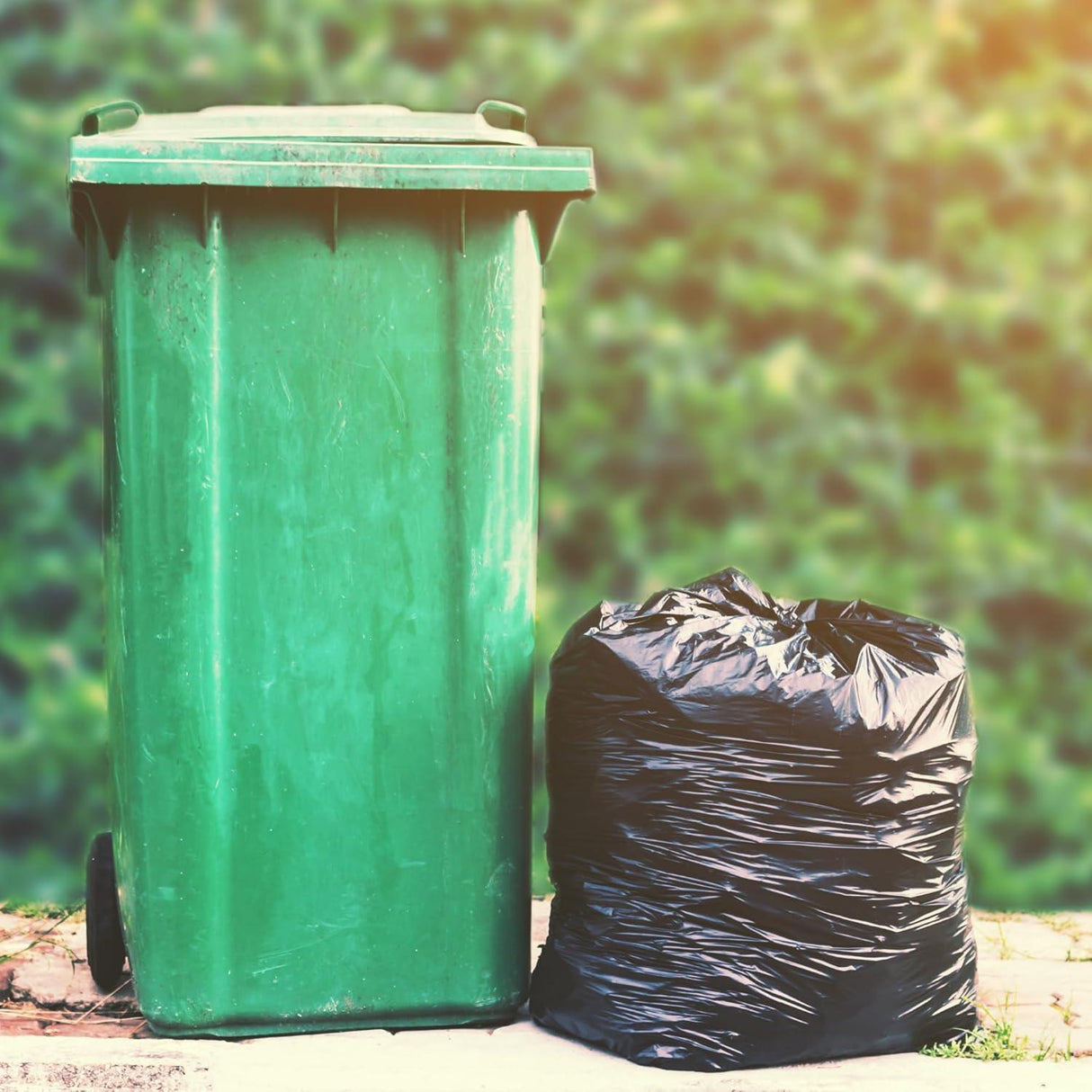 Singhal 120 Micron 18x21 Inch Garbage Bags | Pack of 25 | Medium size, durable plastic trash bags for kitchens, offices, warehouses, restaurants, and hotels - Singhal Mart