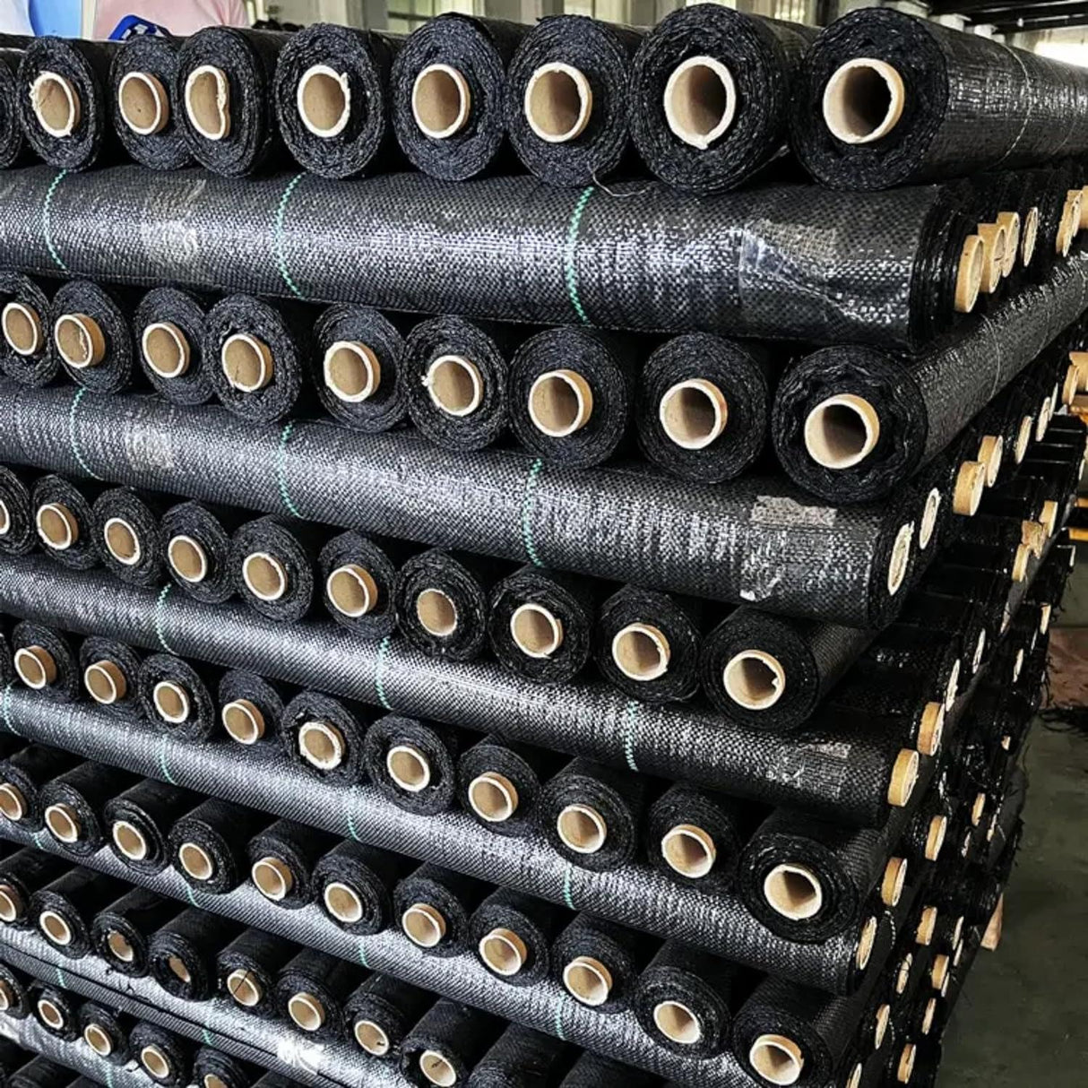 Singhal Garden Weed Control Mat 4x8m, Heavy Duty 125 GSM Landscape Fabric, Eco-Friendly Black Weed Block for Gardening and Bed Control - Singhal Mart