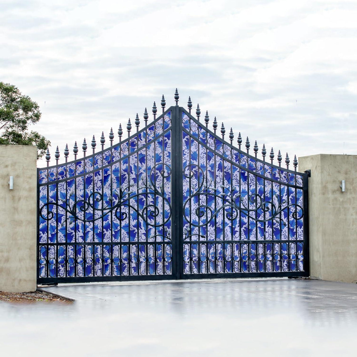 UV-Resistant Polypropylene Gate cover Sheet – 3x15 ft, Floral Design. Durable grill and balcony covering sheet for privacy and safety. - Singhal Mart